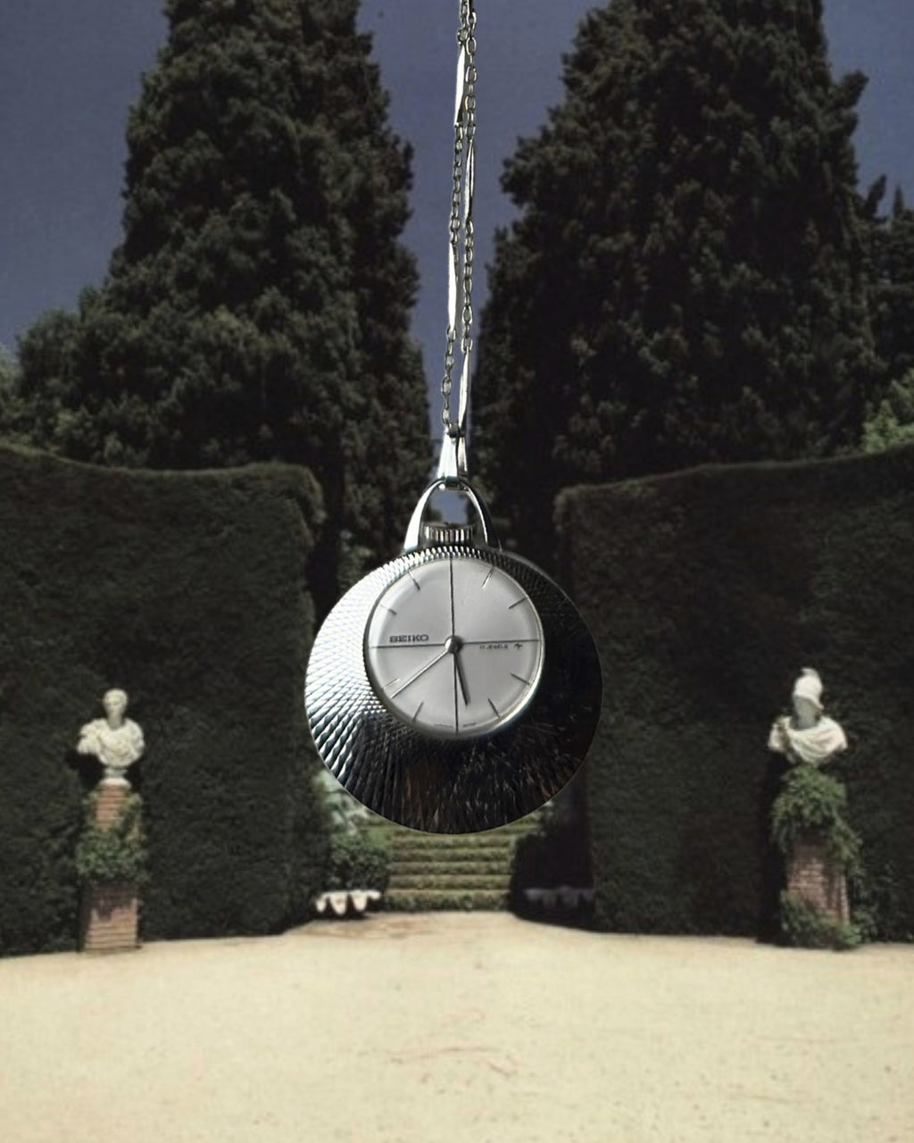 1970s Seiko silver tone mechanical watch necklace