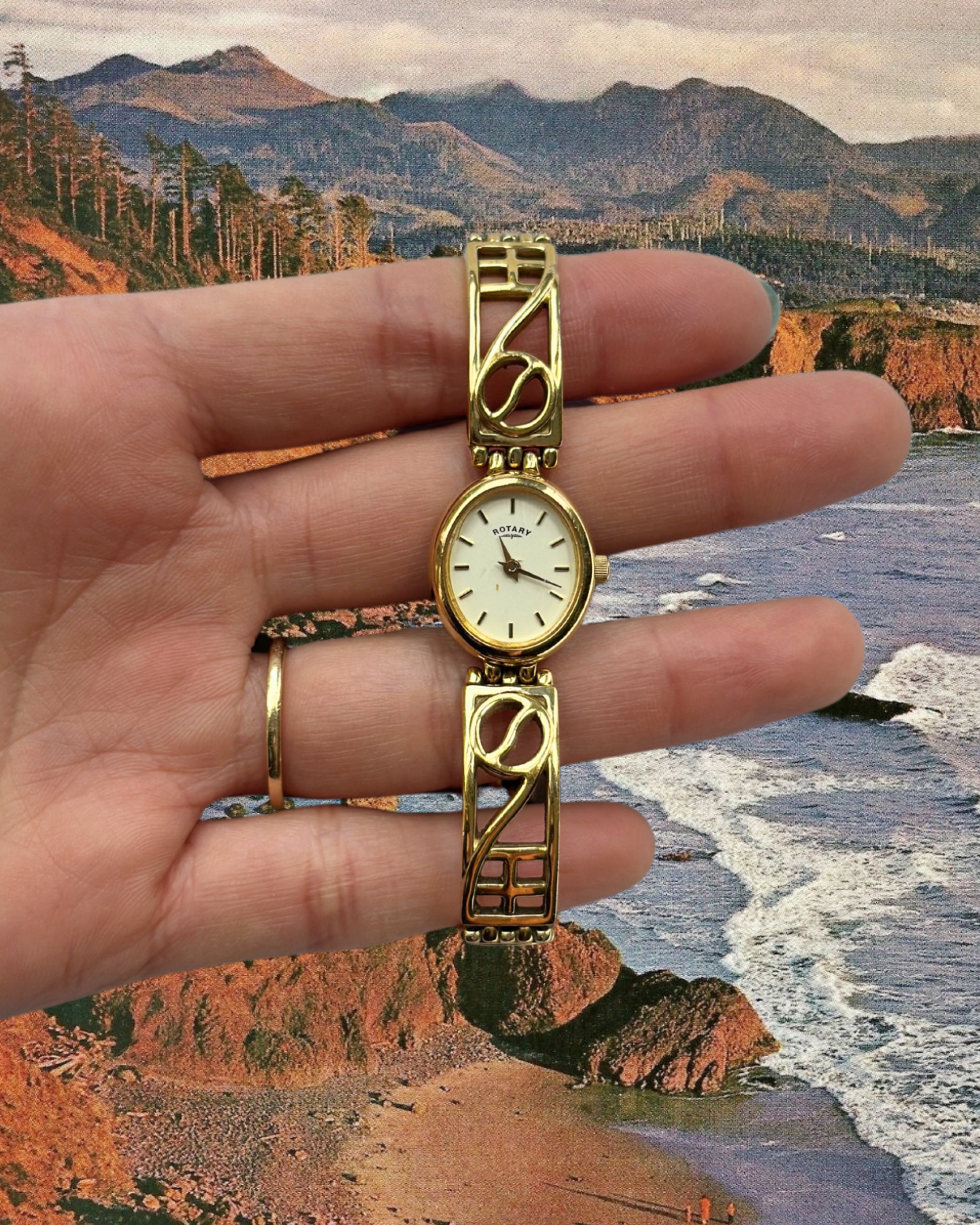 1980s Rotary patterned gold-plated quartz watch