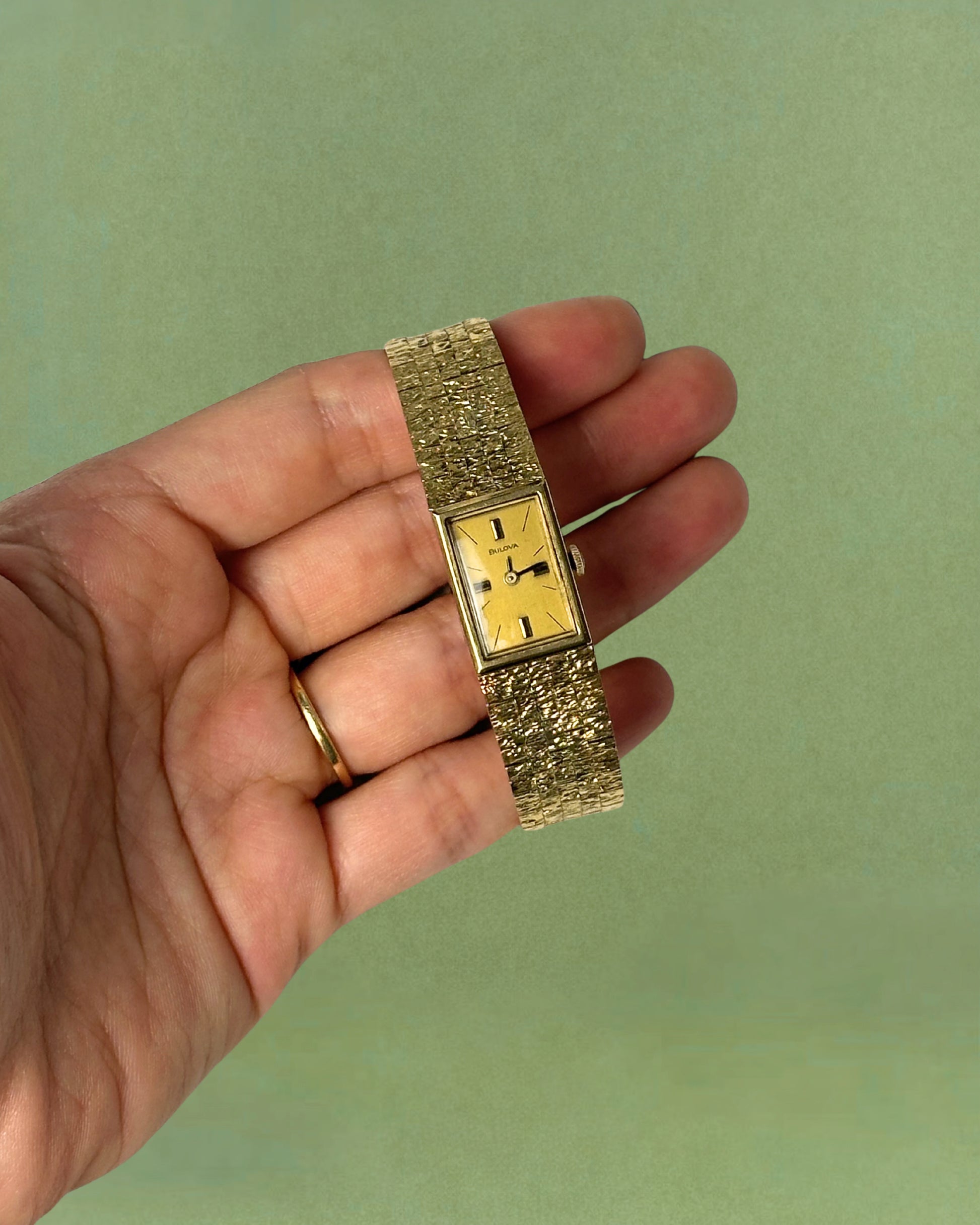 1970s Bulova gold-plated rectangular mechanical watch