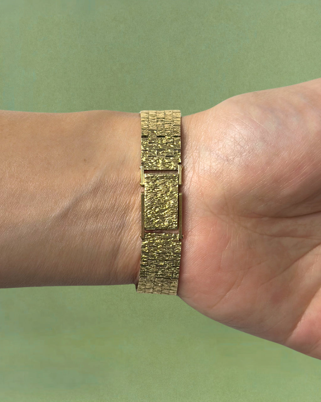 1970s Bulova gold-plated rectangular mechanical watch