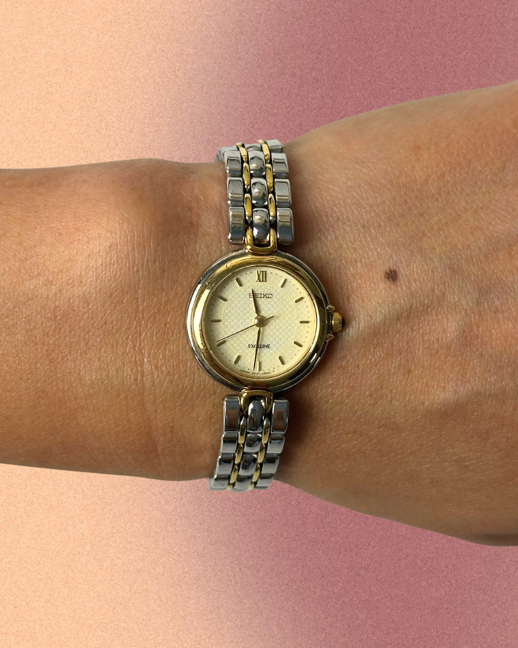 1980s Seiko Exceline two-tone round quartz watch