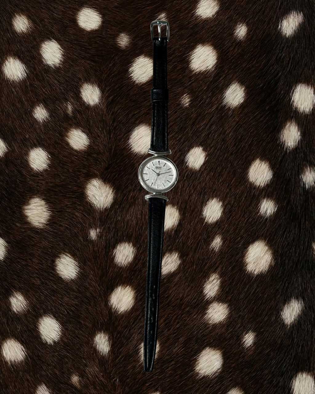 1980s Seiko round black leather quartz watch