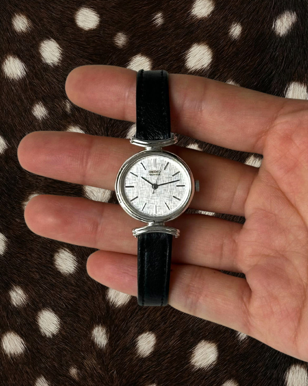 1980s Seiko round black leather quartz watch
