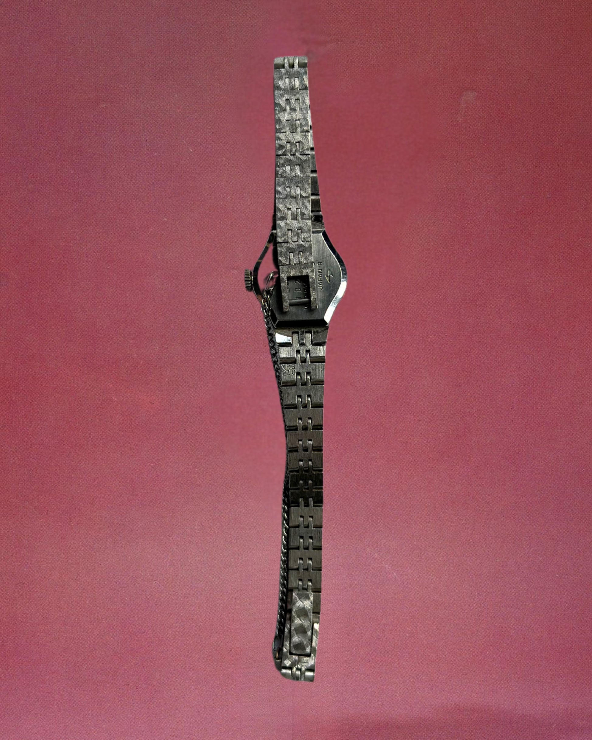 1970s Seiko silver-plated oval slim mechanical watch