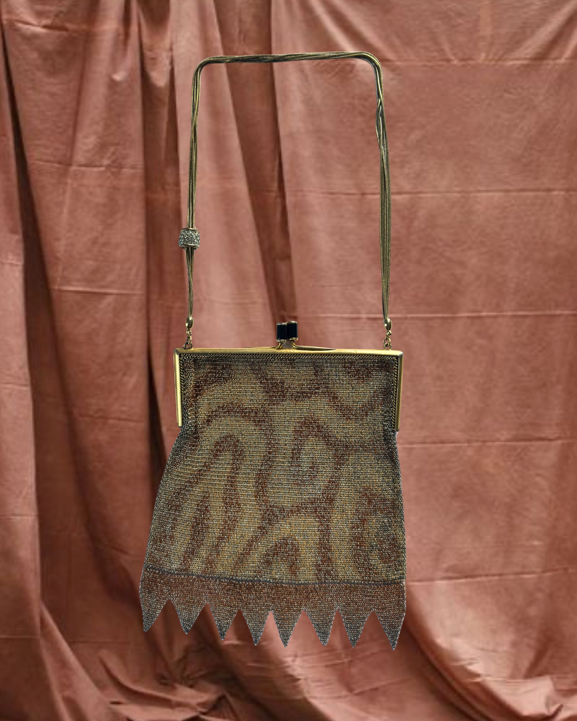 1920s Gold-Tone Chainmail Cocktail Bag