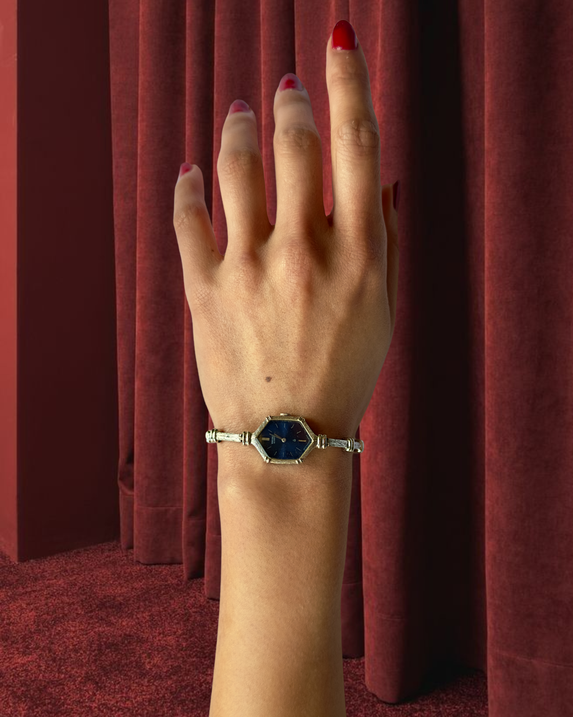 1980s Seiko blue hexagon silver-plated quartz watch