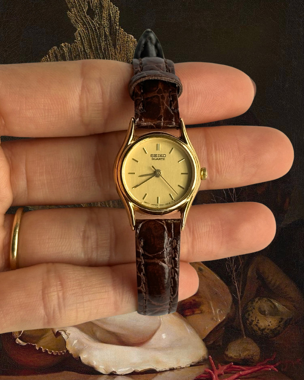 1980s Seiko round brown leather quartz watch