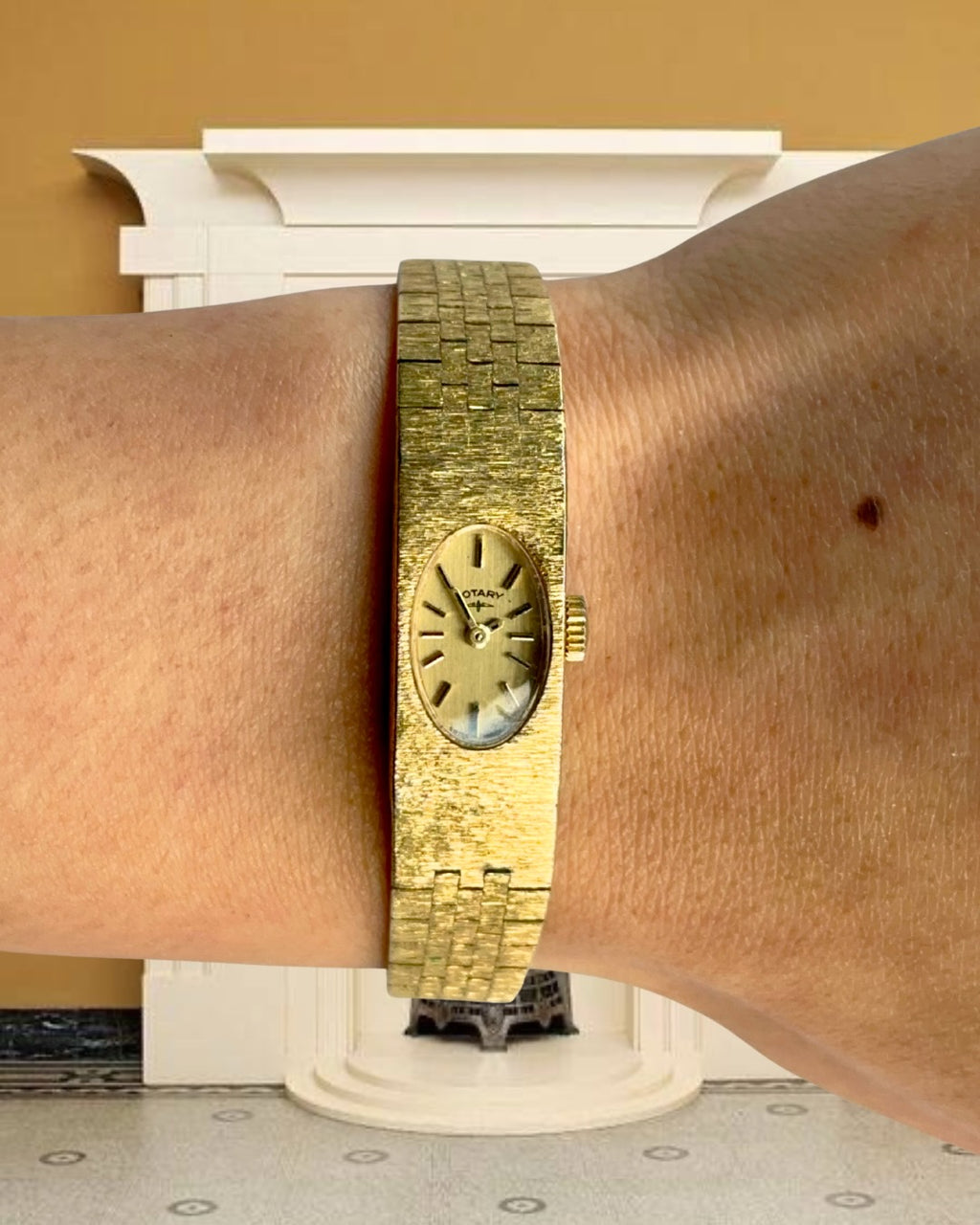 1970s Rotary Gold-Plated Mechanical Watch