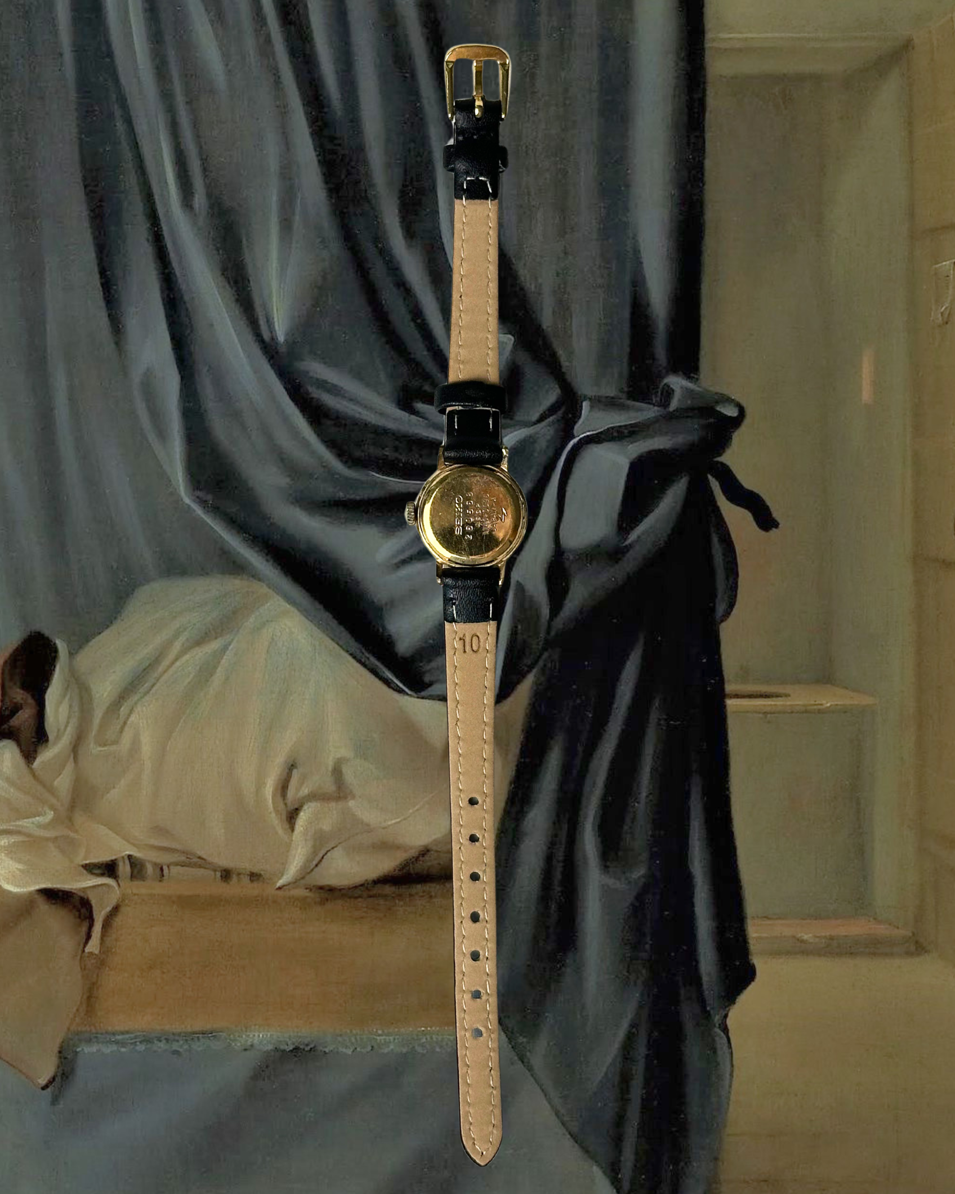 1980s Seiko textured roman dial black leather mechanical watch