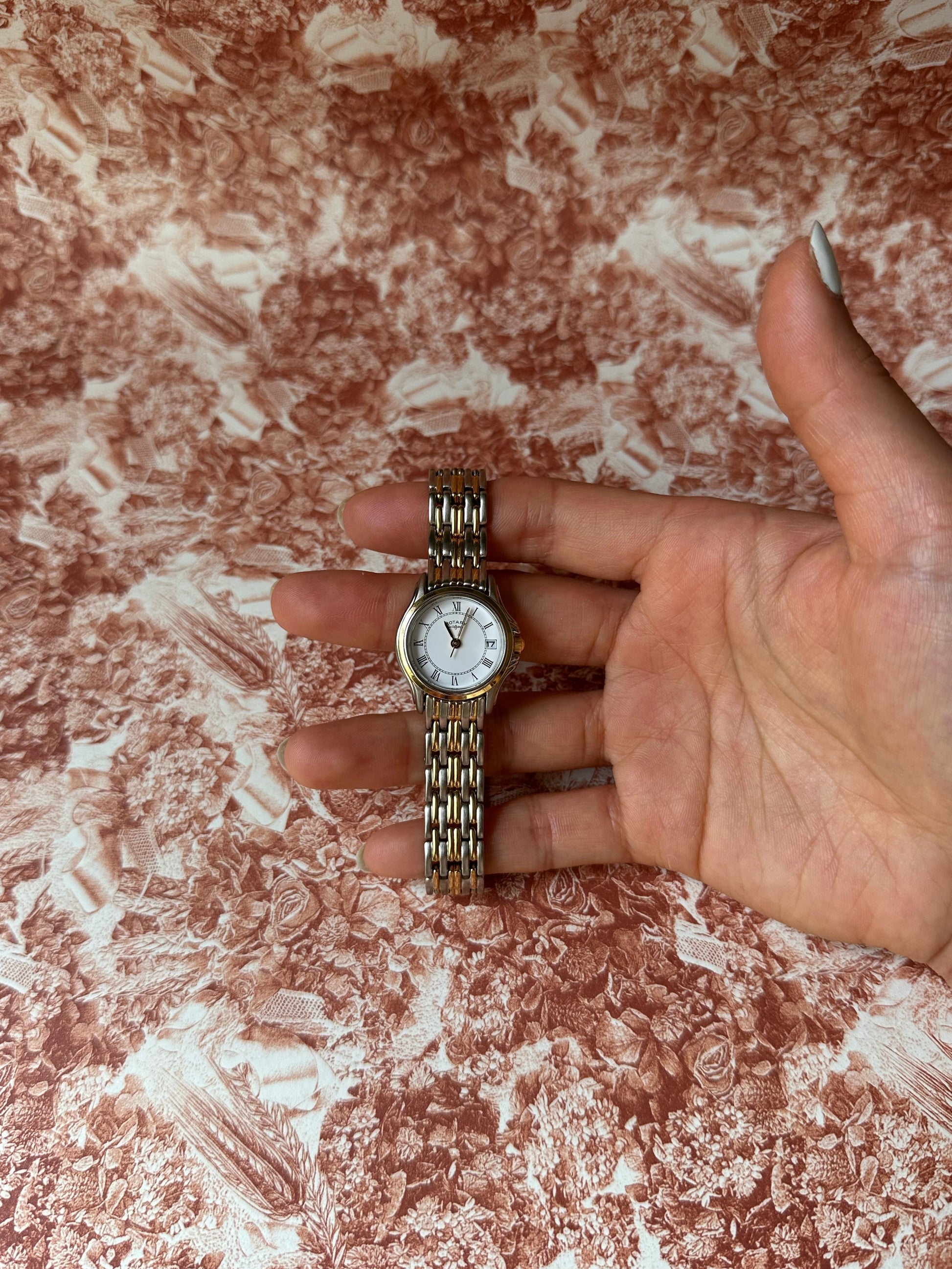 1980s Rotary two tone date window quartz watch
