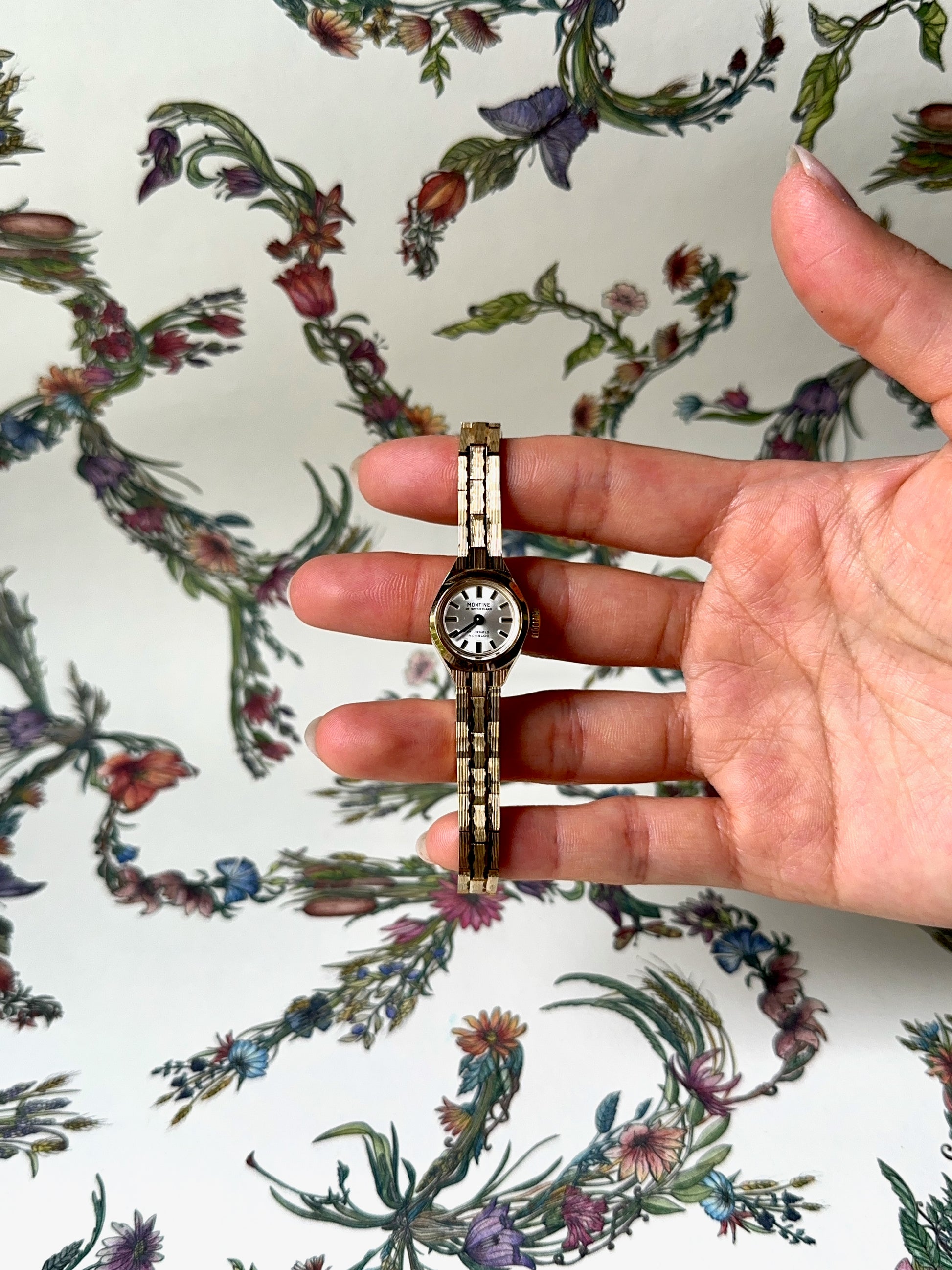 1970s Montine Gold-Tone Petite round Mechanical Watch