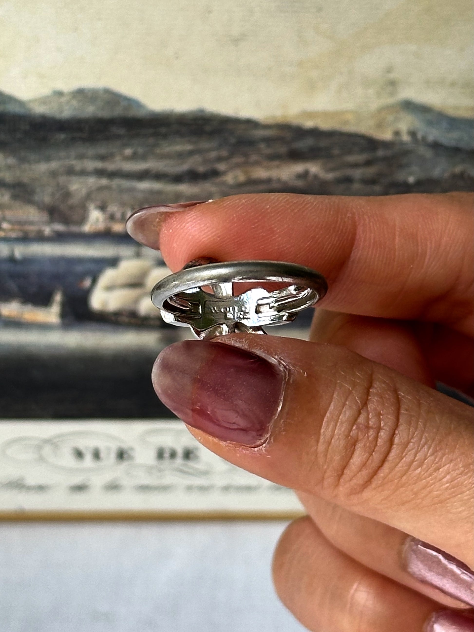 1970s Avon Bow Silver Tone Ring
