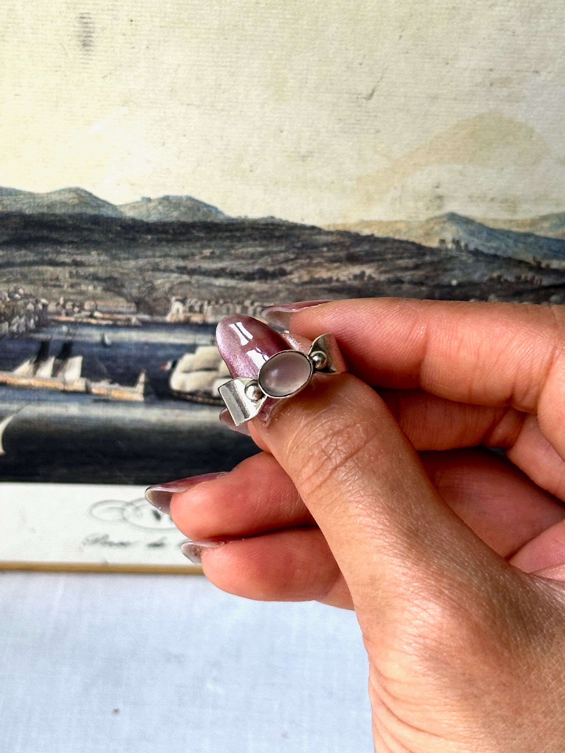 Vintage Moonstone Sterling Silver Ring
