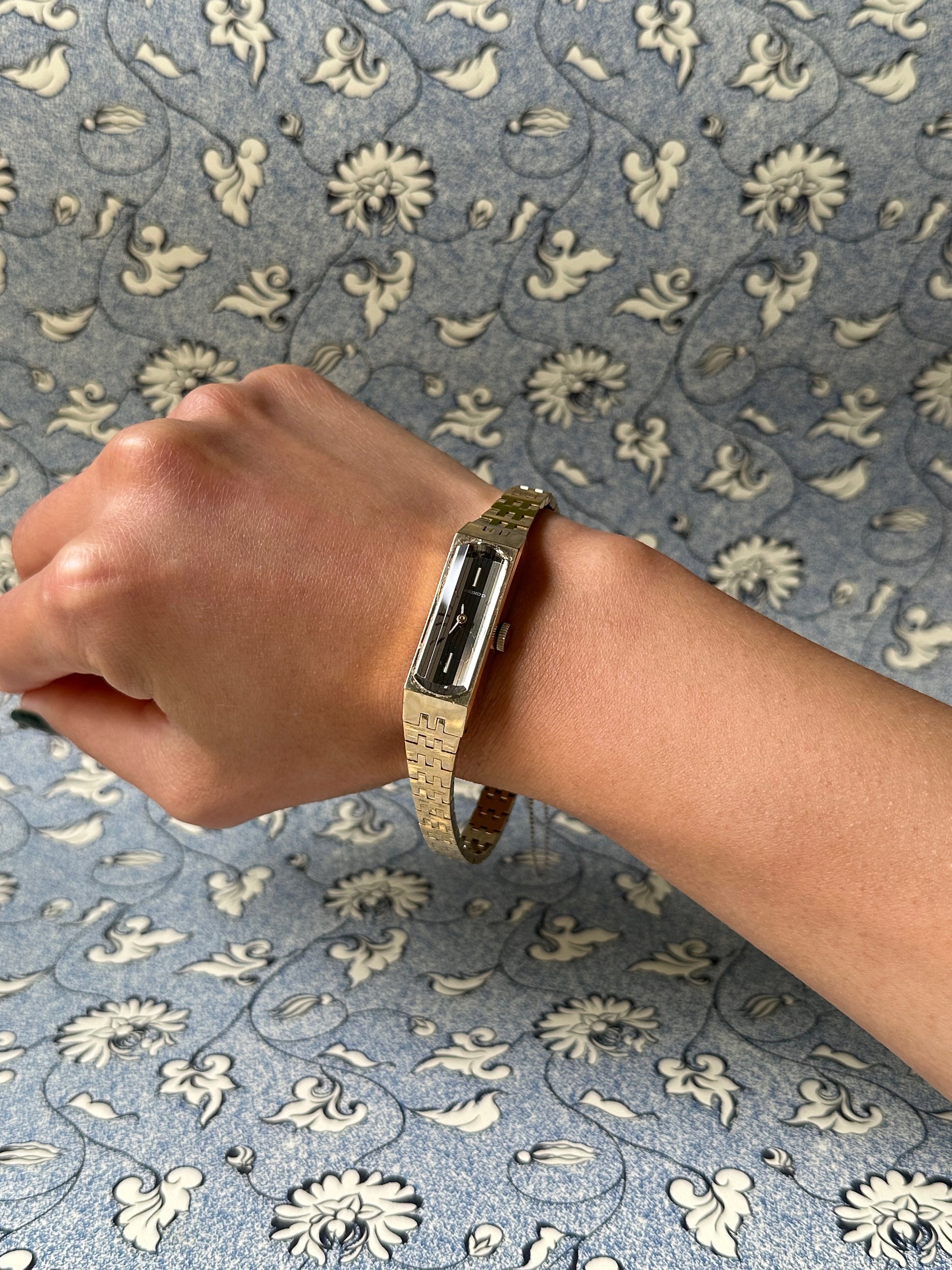 1970s Seiko mirror dial gold-plated mechanical watch