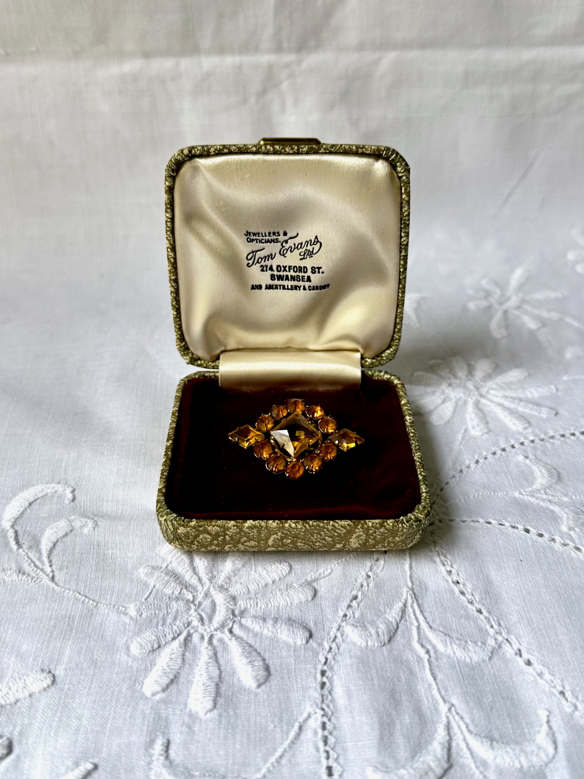 1940s Yellow Stone Brooch