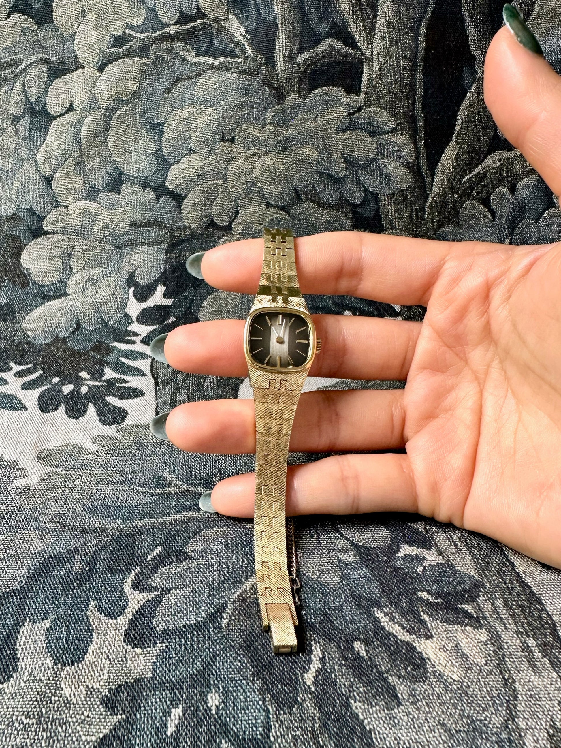 1970s Seiko brown dial gold-plated mechanical watch