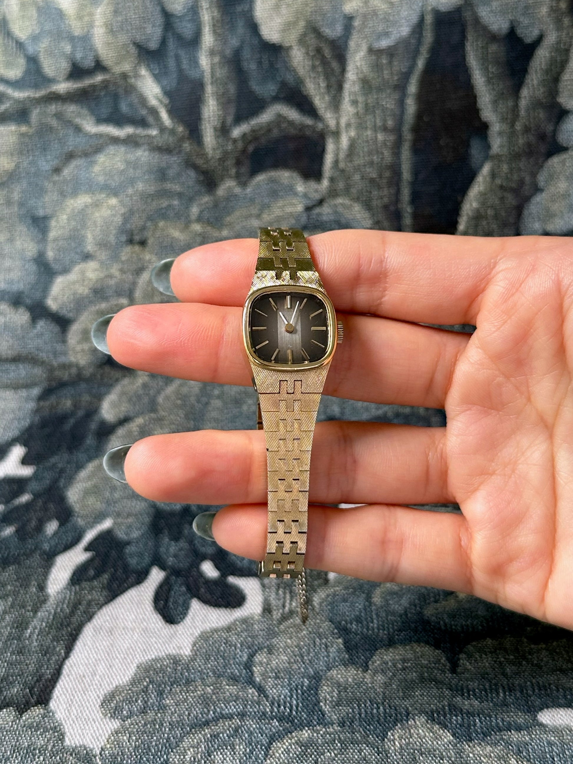 1970s Seiko brown dial gold-plated mechanical watch