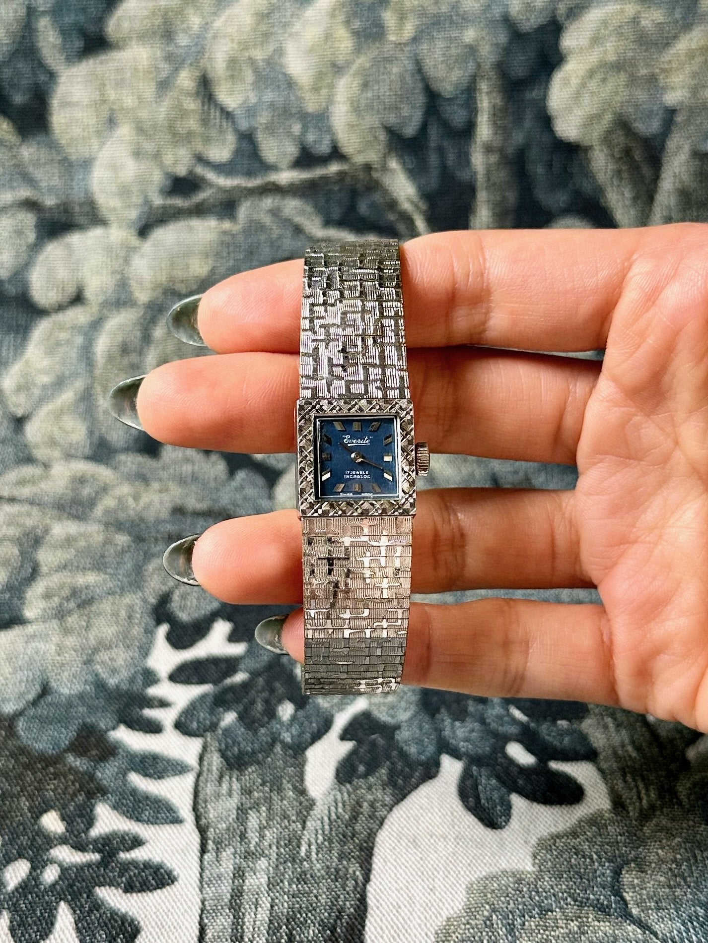 1970s Everite blue square dial silver-plated mechanical watch