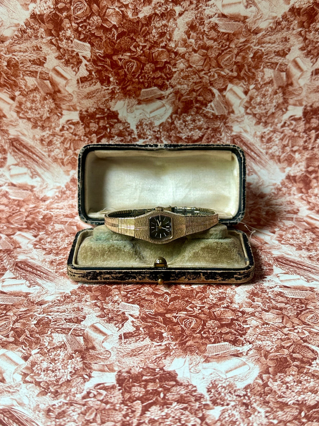 1970s Bulova brown dial gold-plated mechanical watch