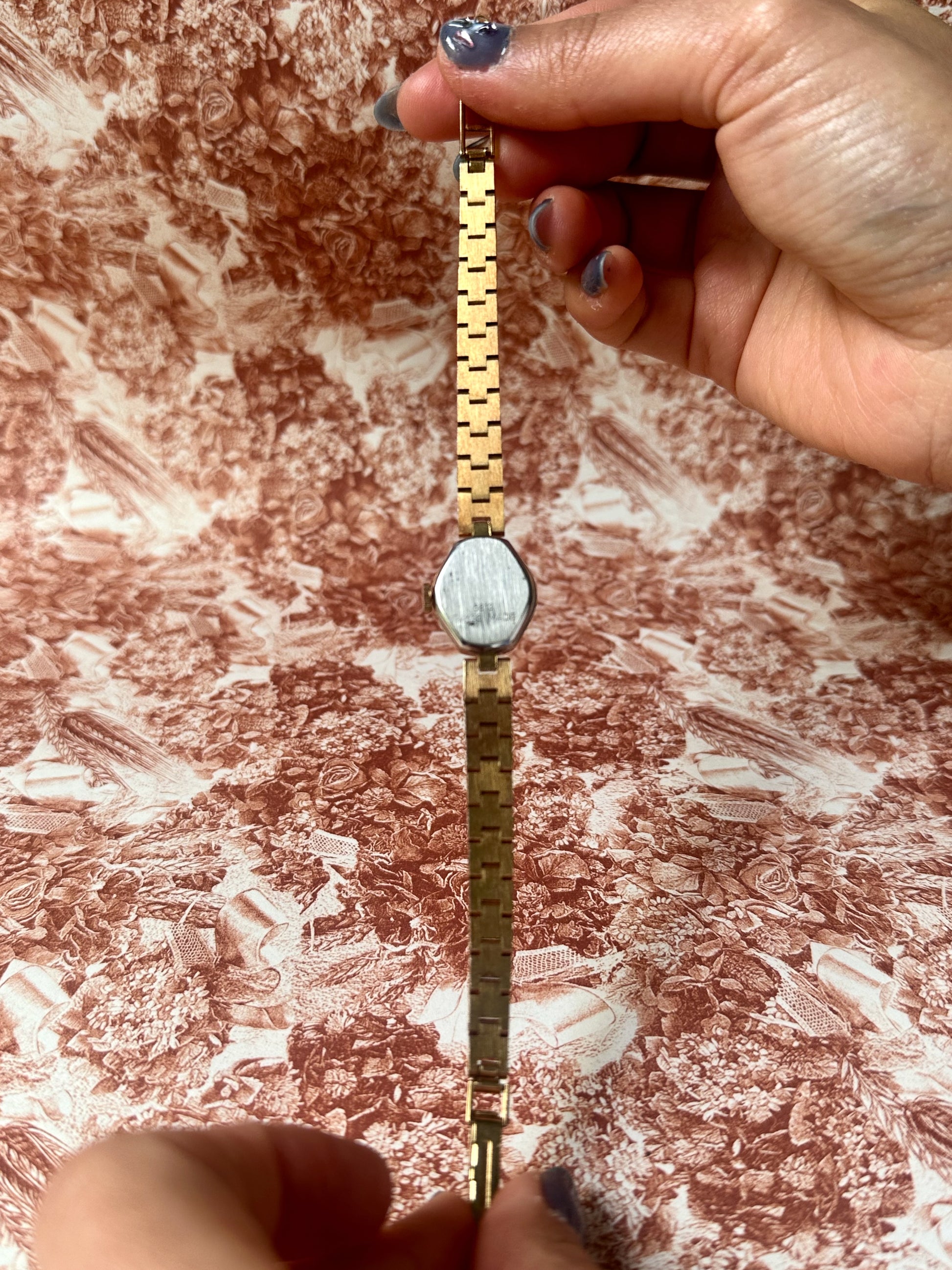 1970s Grovana gold-plated 17 jewels mechanical watch