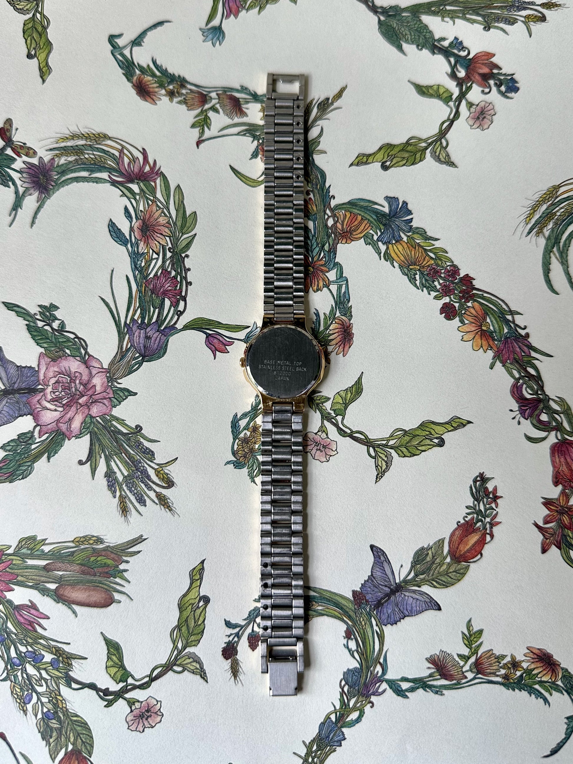 1980s Accurist round roman dial gold-plated watch 