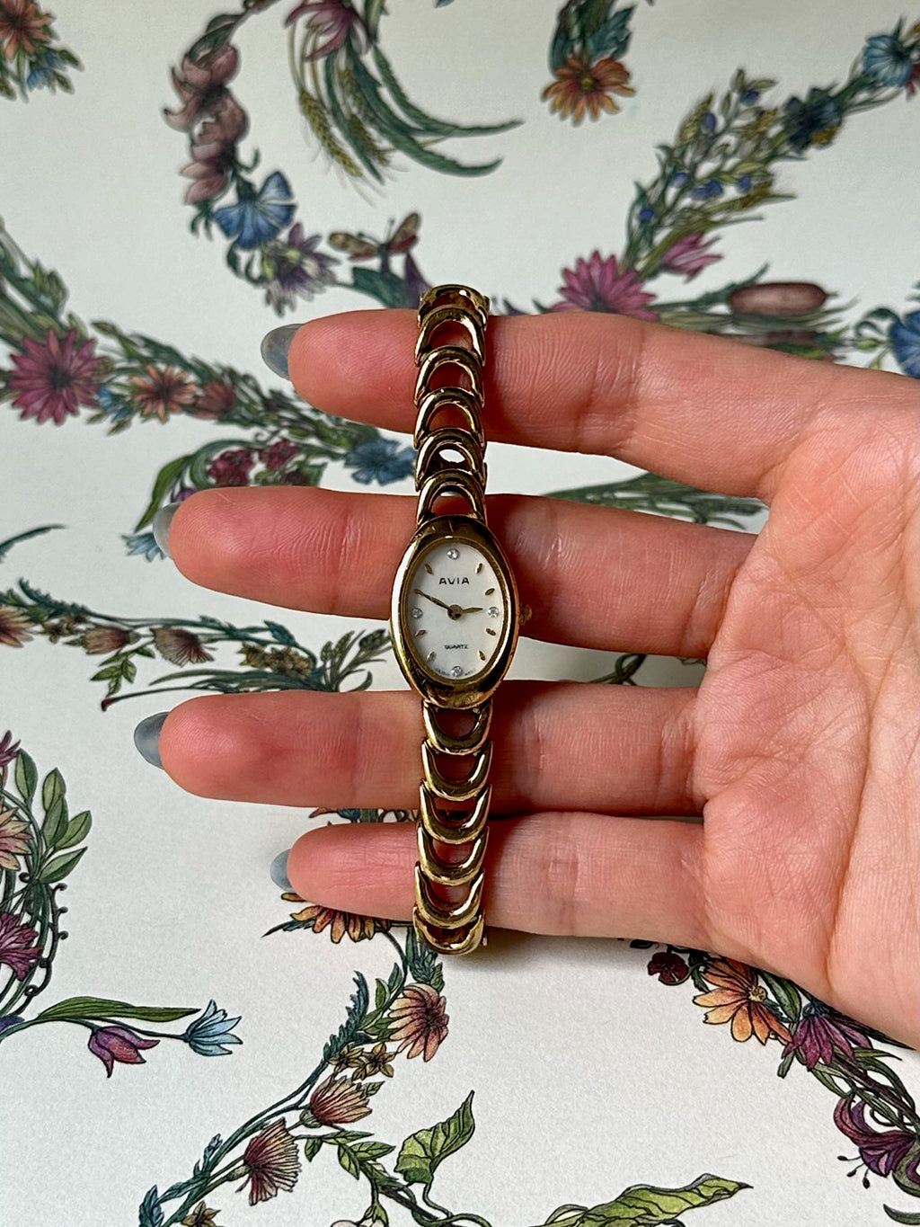 1980s Avia mother of pearl gold-plated watch
