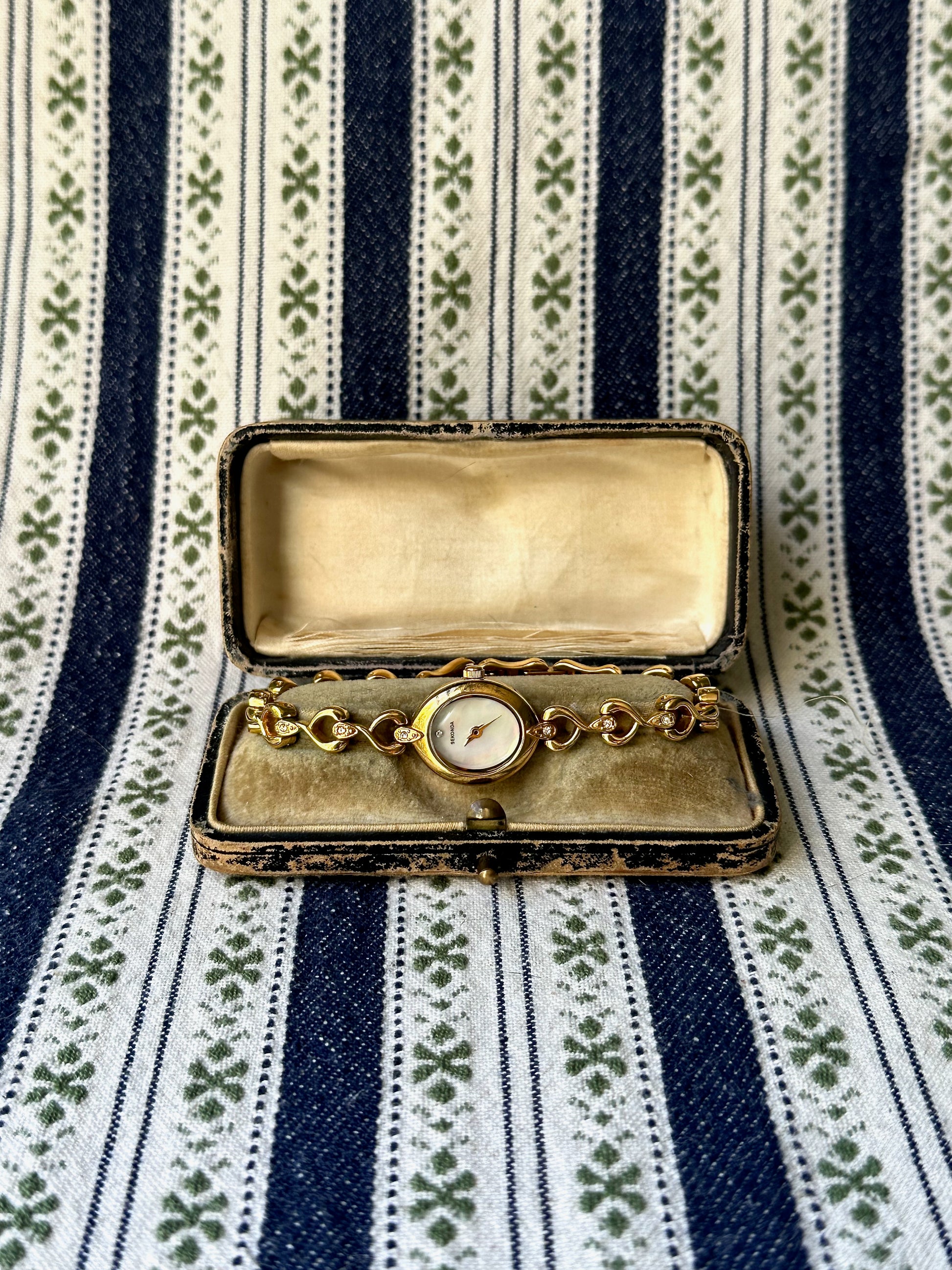 1980s Sekonda mother of pearl and rhinestone quartz watch