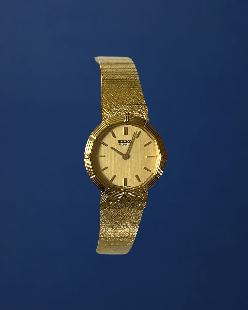 1980s Seiko gold-plated round quartz watch