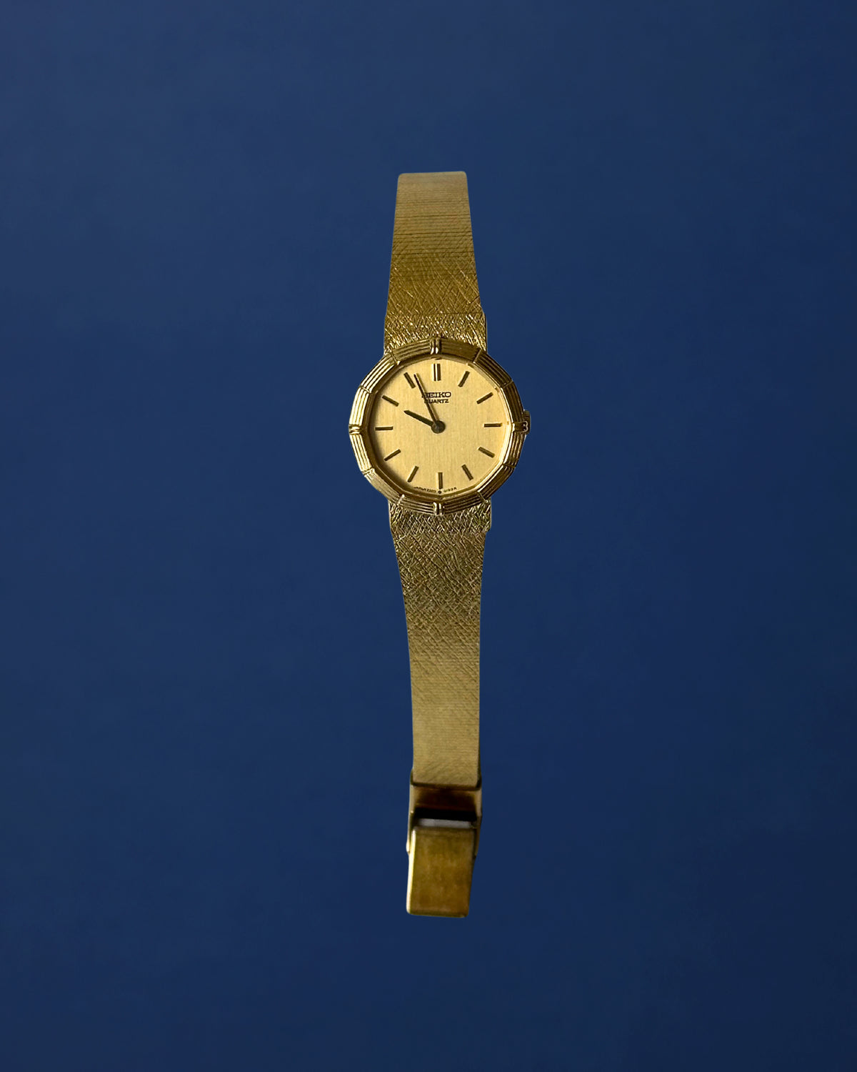 1980s Seiko gold-plated round quartz watch