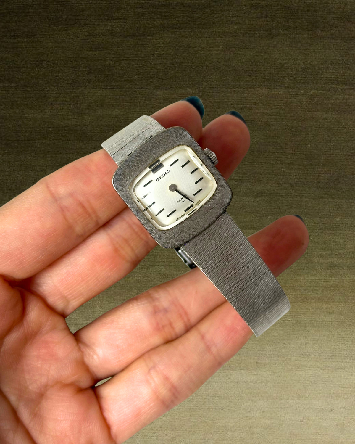 1970s Seiko silver-plated bar dial mechanical watch