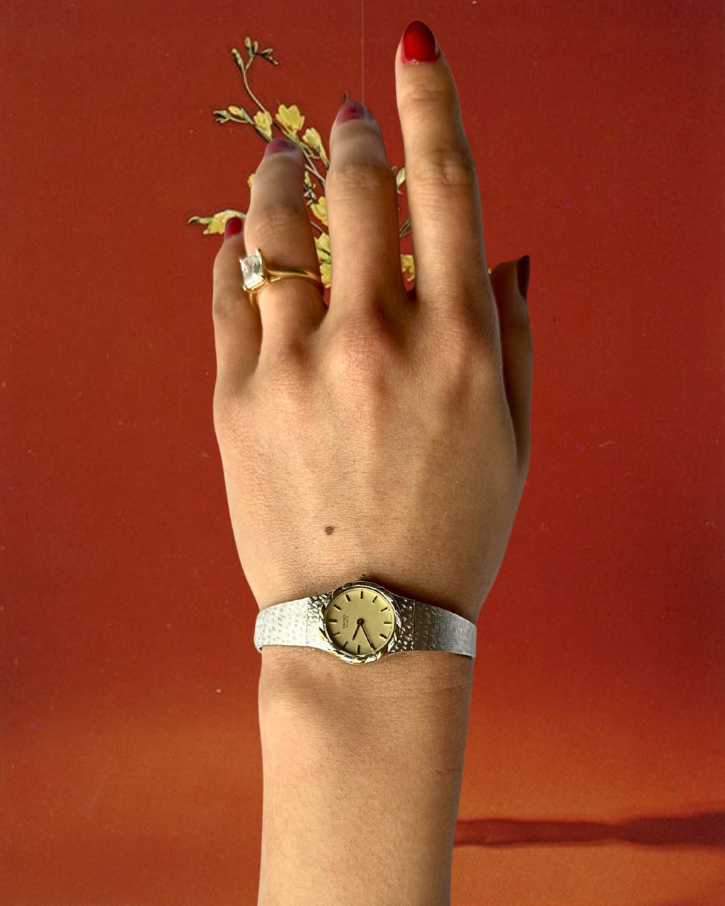 1980s Seiko round two-tone quartz watch