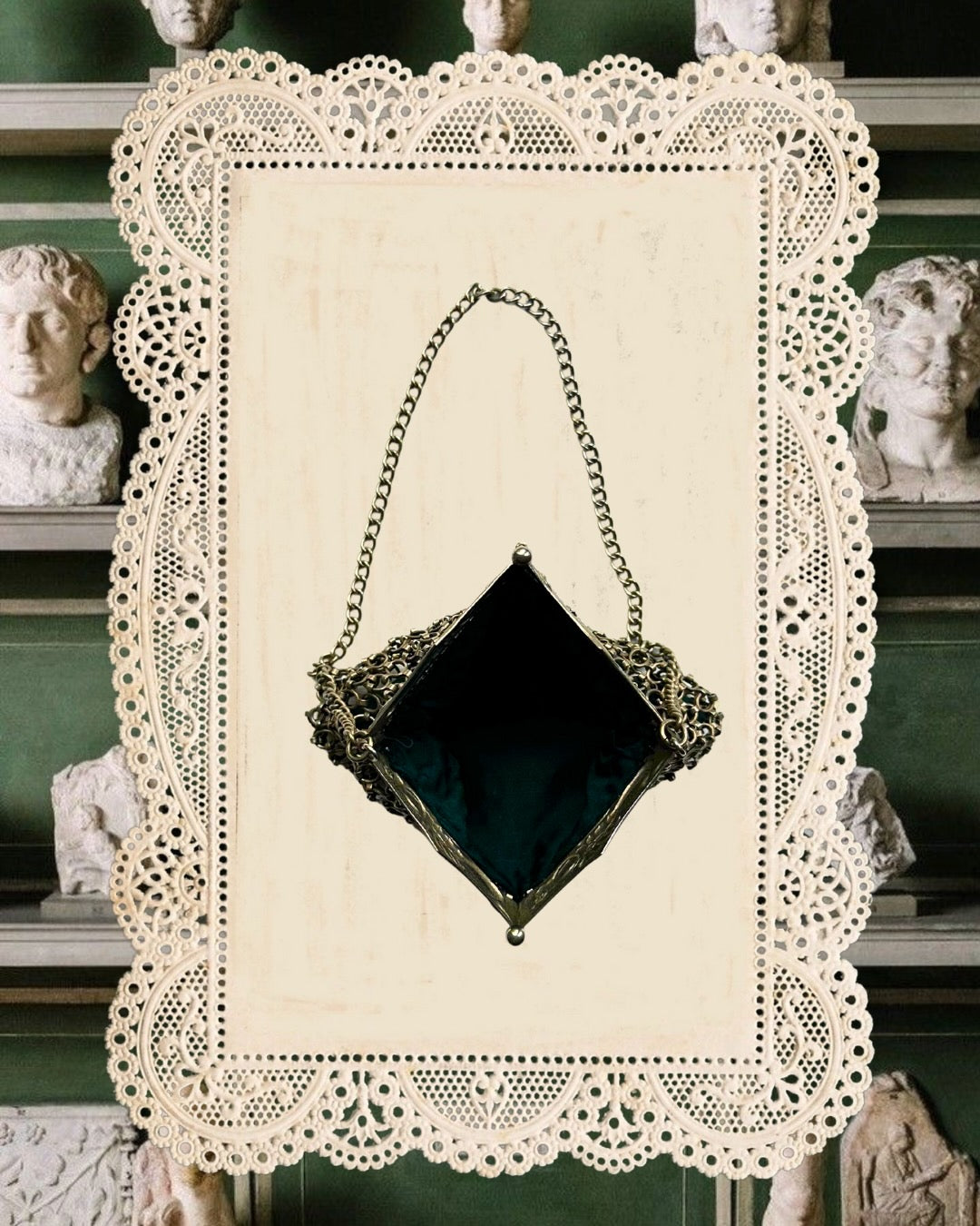 1920s Dragon Silver-Tone Chainmail Evening Bag