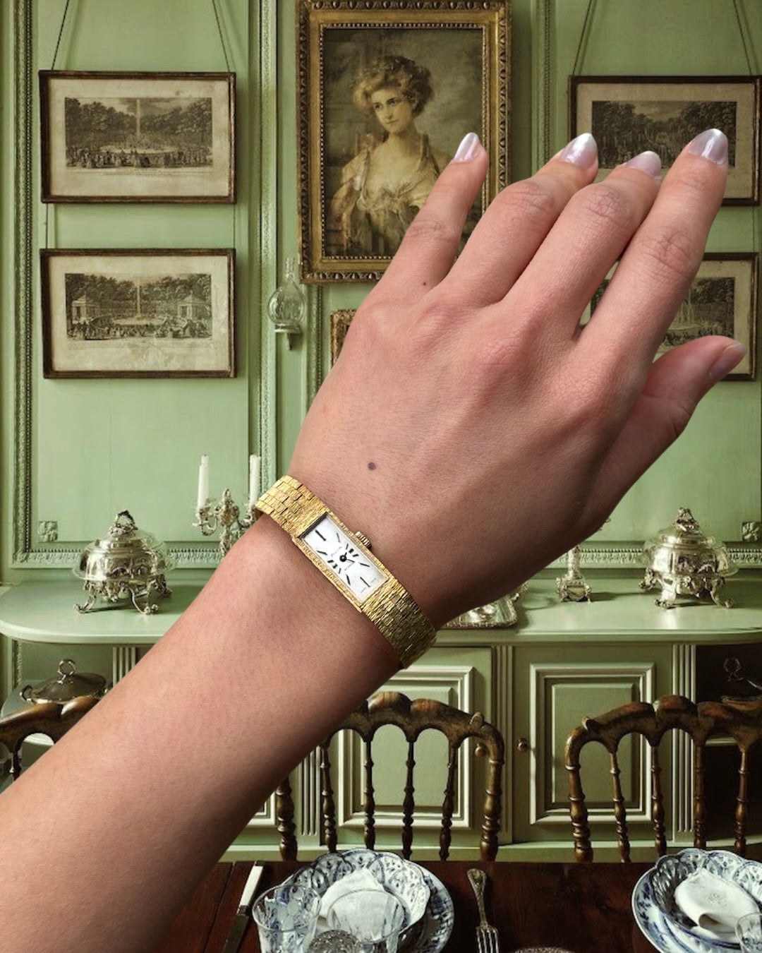 1970s Avia Long Rectangular Gold-Plated Mechanical Watch