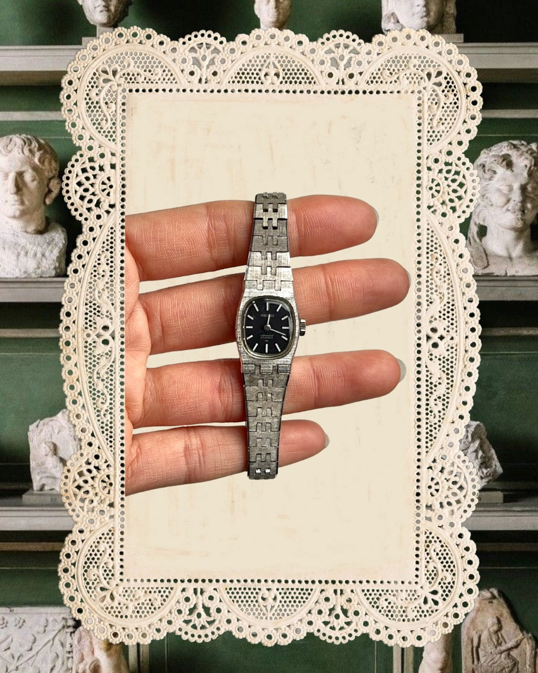 1970s Seiko Black Dial Silver-Tone Mechanical Watch