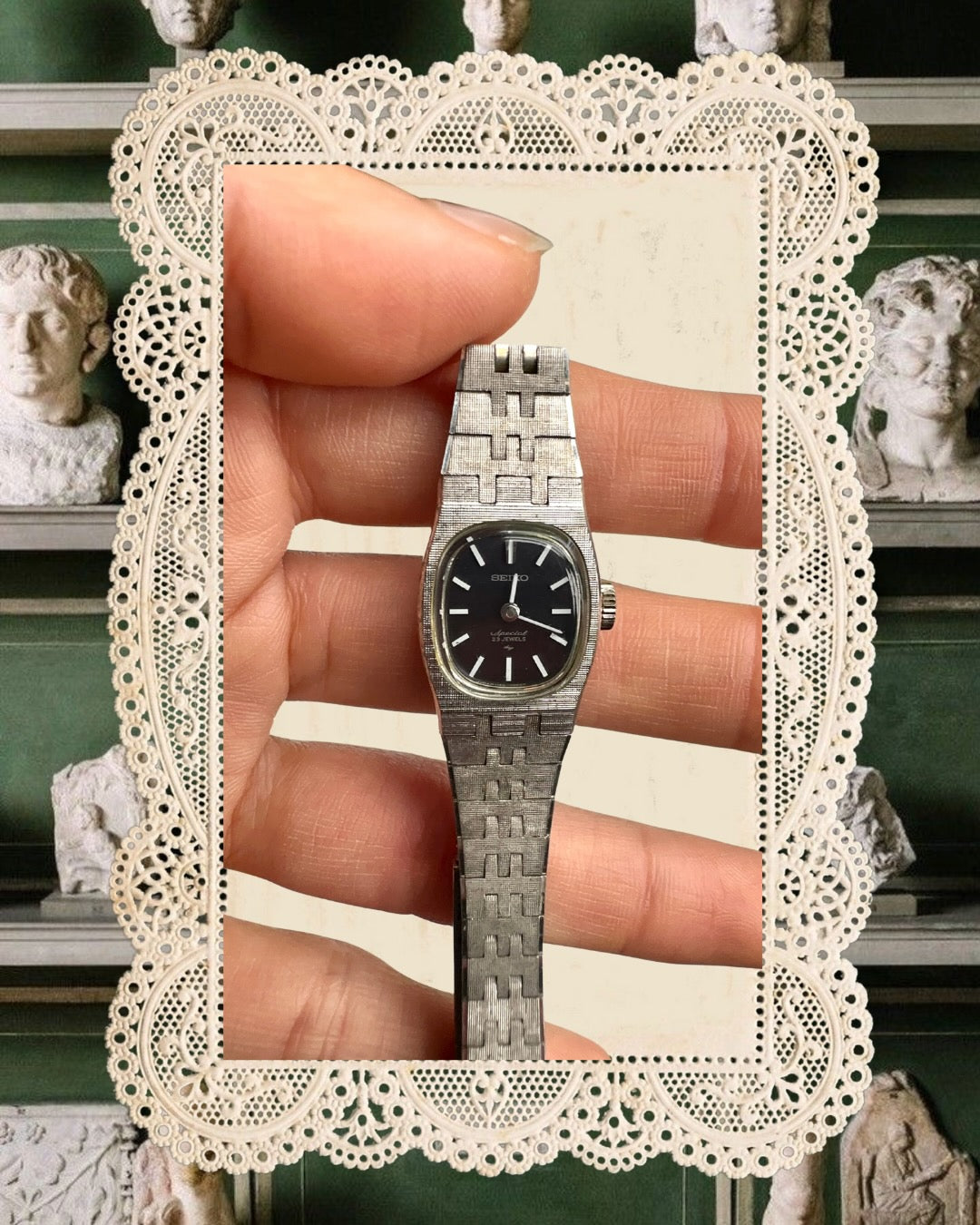 1970s Seiko Black Dial Silver-Tone Mechanical Watch