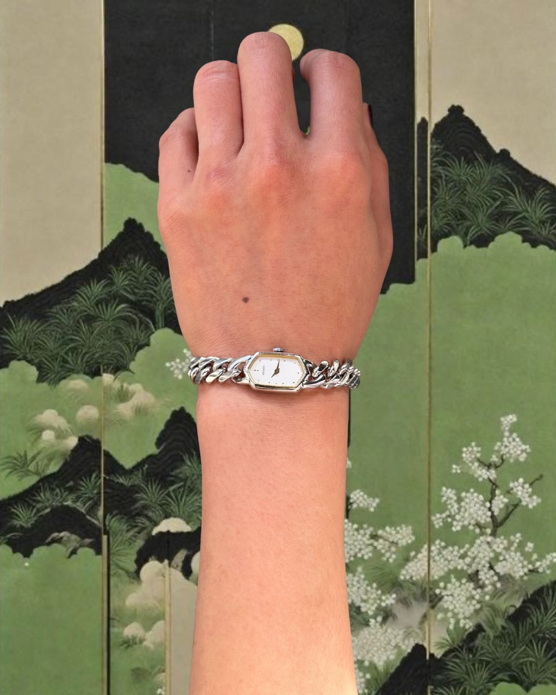 1980s Rare Seiko Silver-Tone Chain Quartz Watch