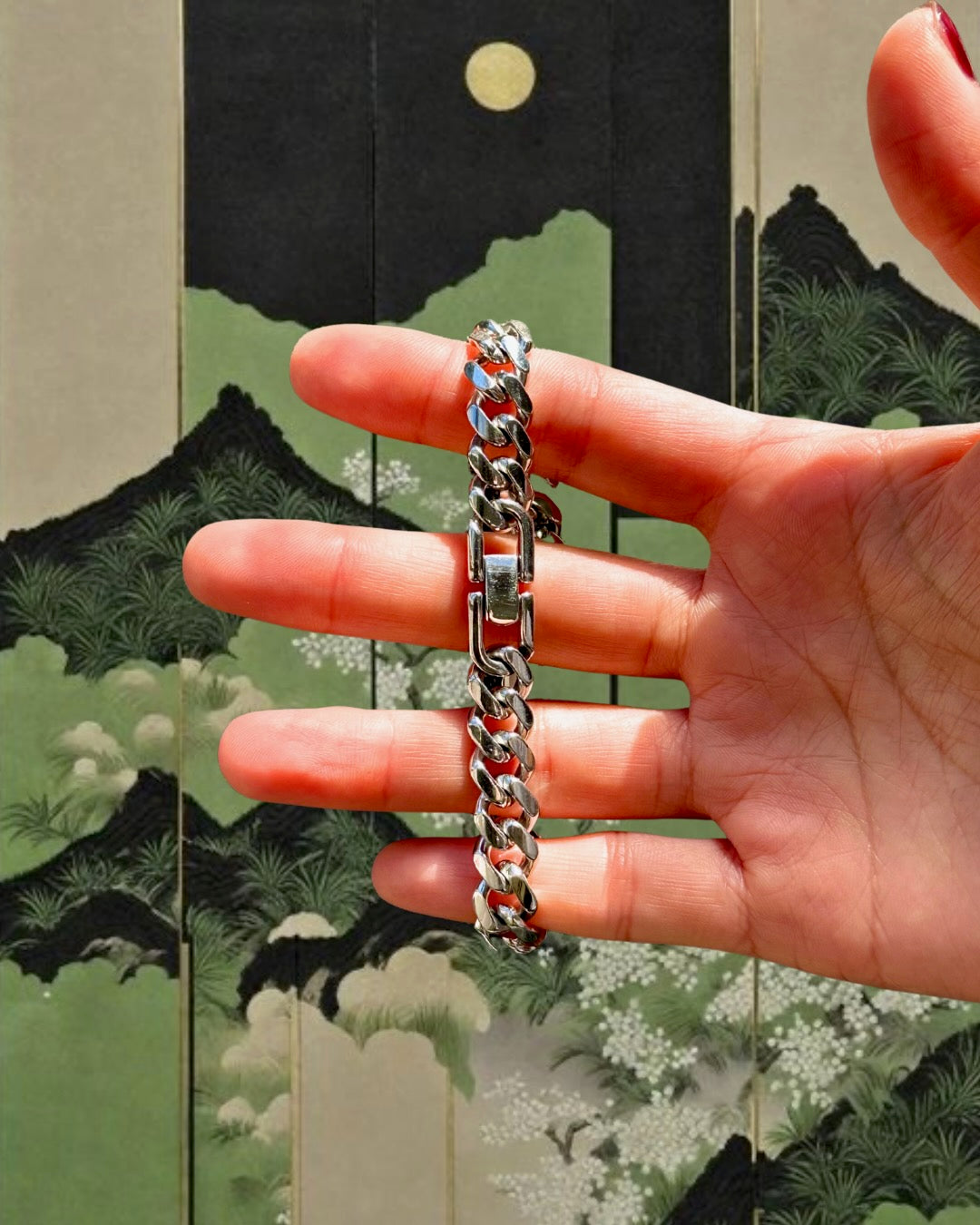 1980s Rare Seiko Silver-Tone Chain Quartz Watch