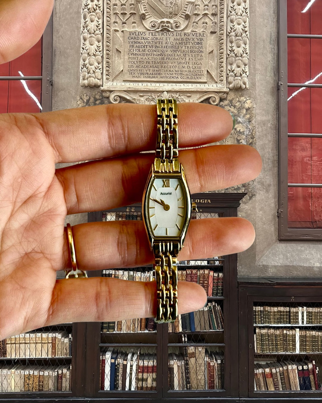 1980s Accurist Roman and Stick Dial Gold-Plated Quartz Watch