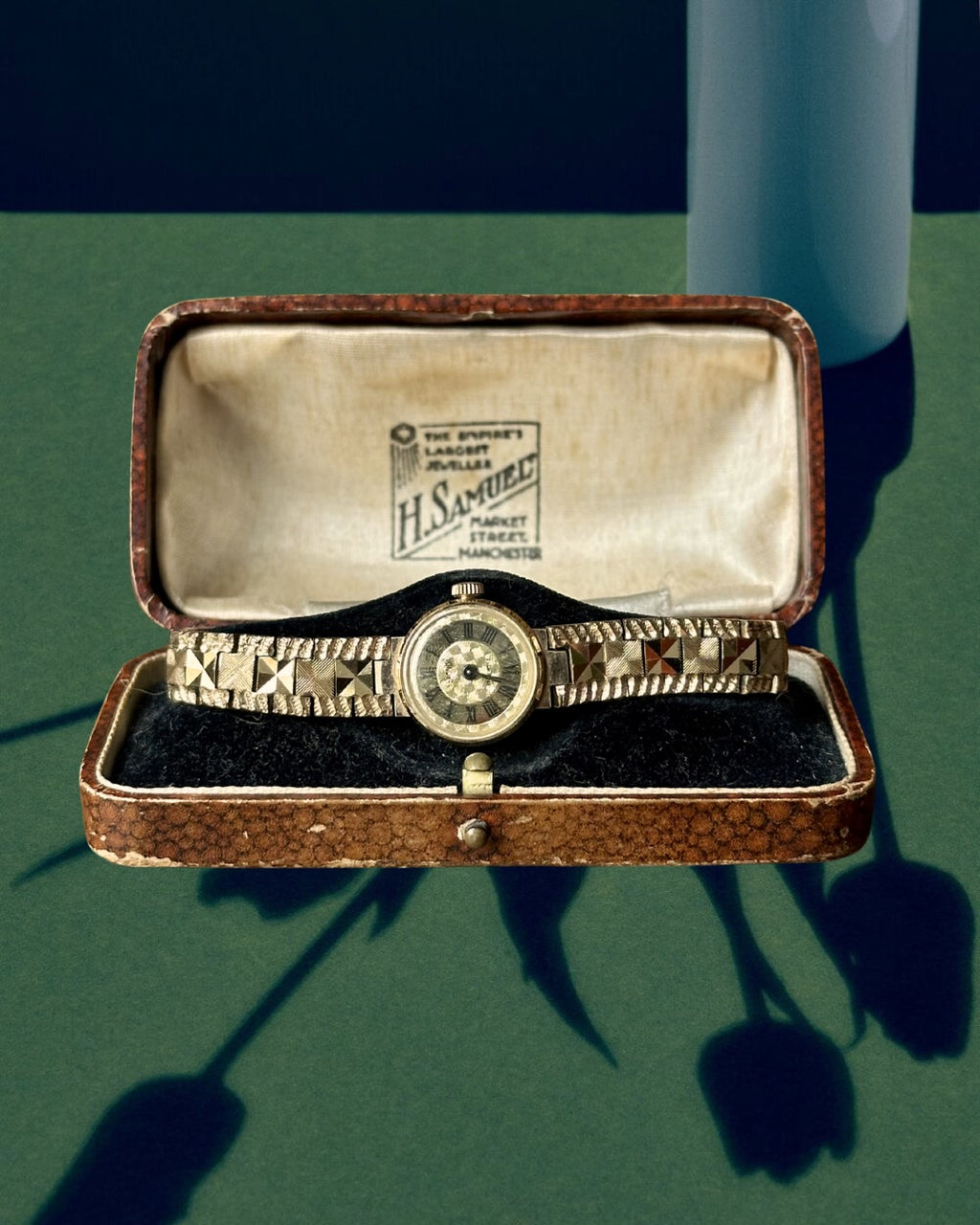 1970s Sekonda Textured Roman Dial Mechanical Watch