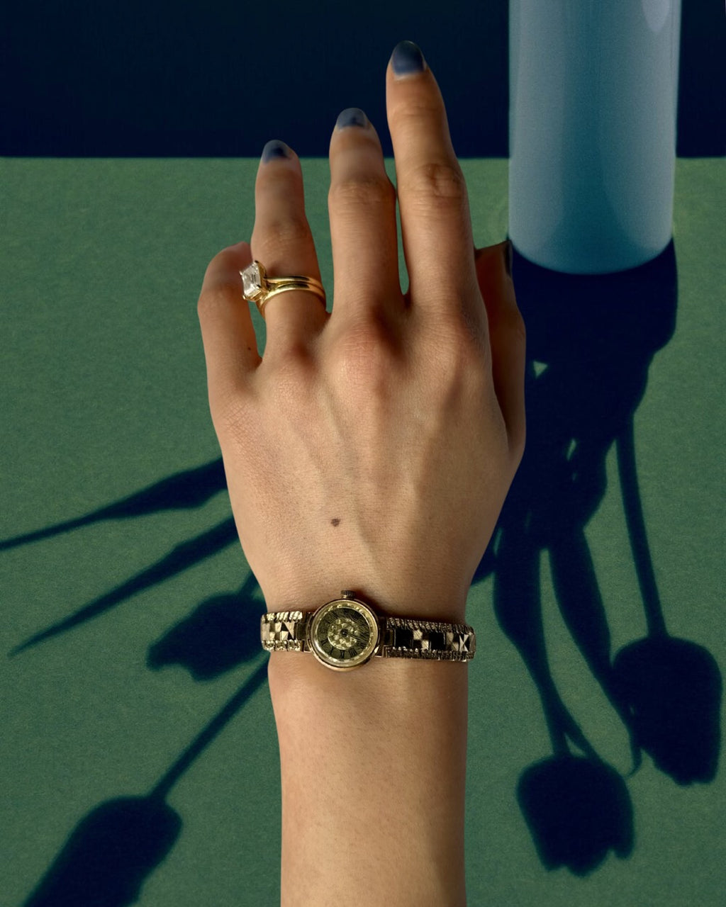 1970s Sekonda Textured Roman Dial Mechanical Watch