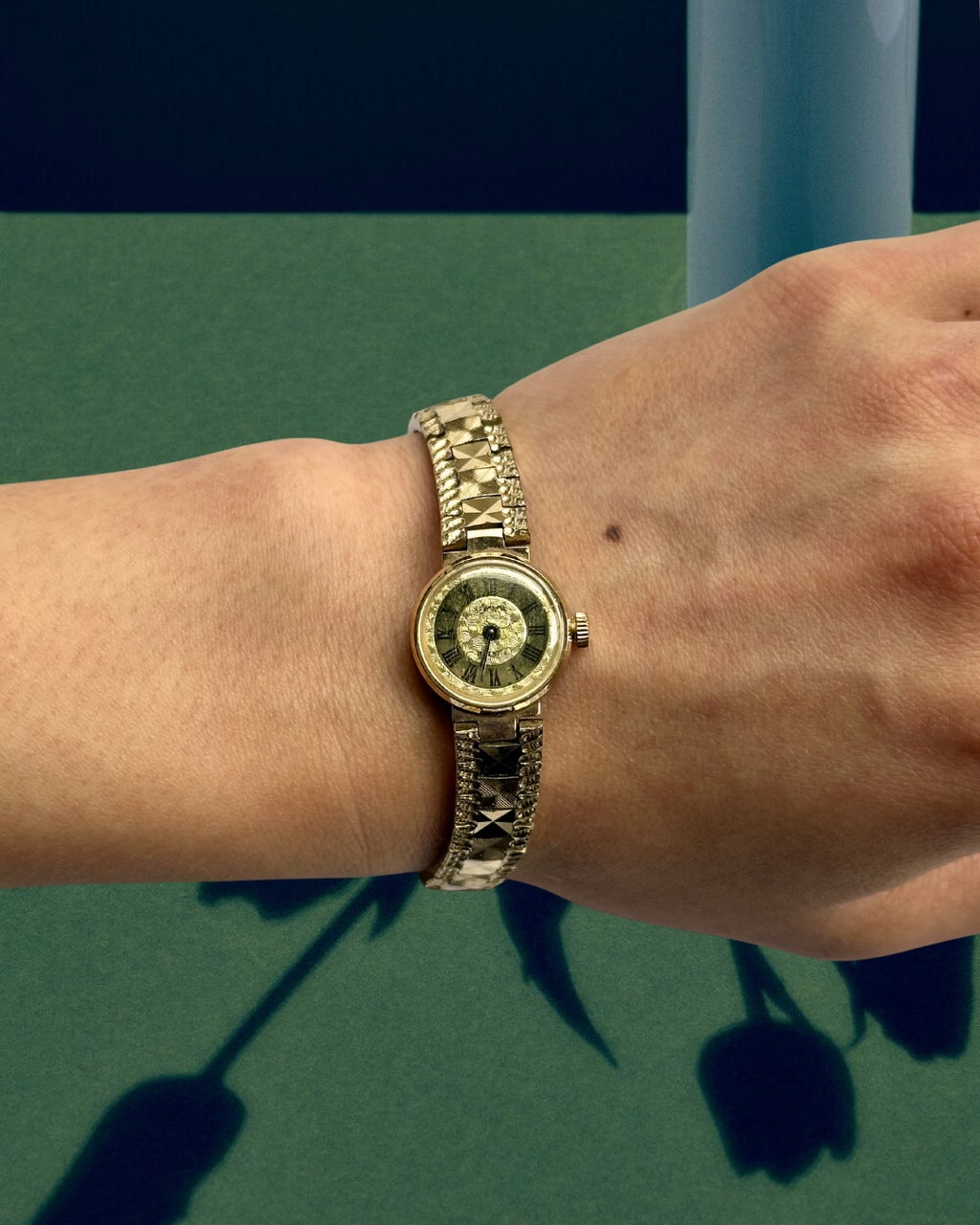 1970s Sekonda Textured Roman Dial Mechanical Watch