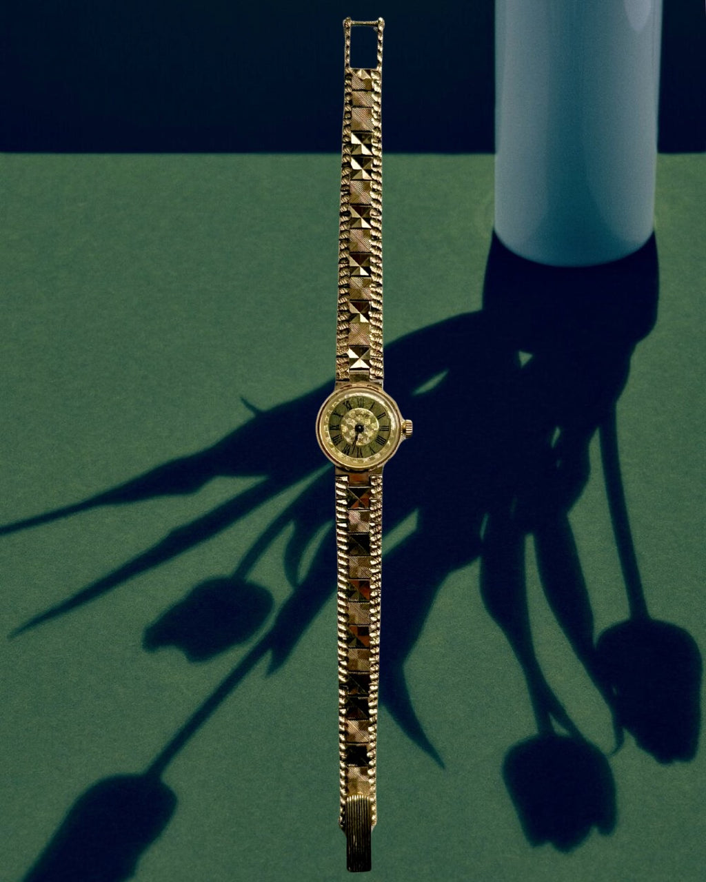 1970s Sekonda Textured Roman Dial Mechanical Watch