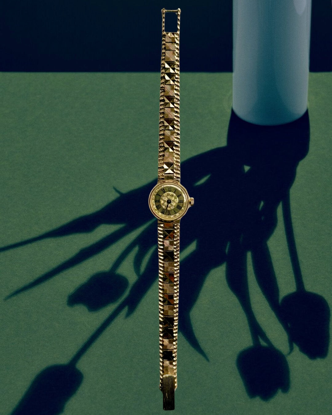 1970s Sekonda Textured Roman Dial Mechanical Watch