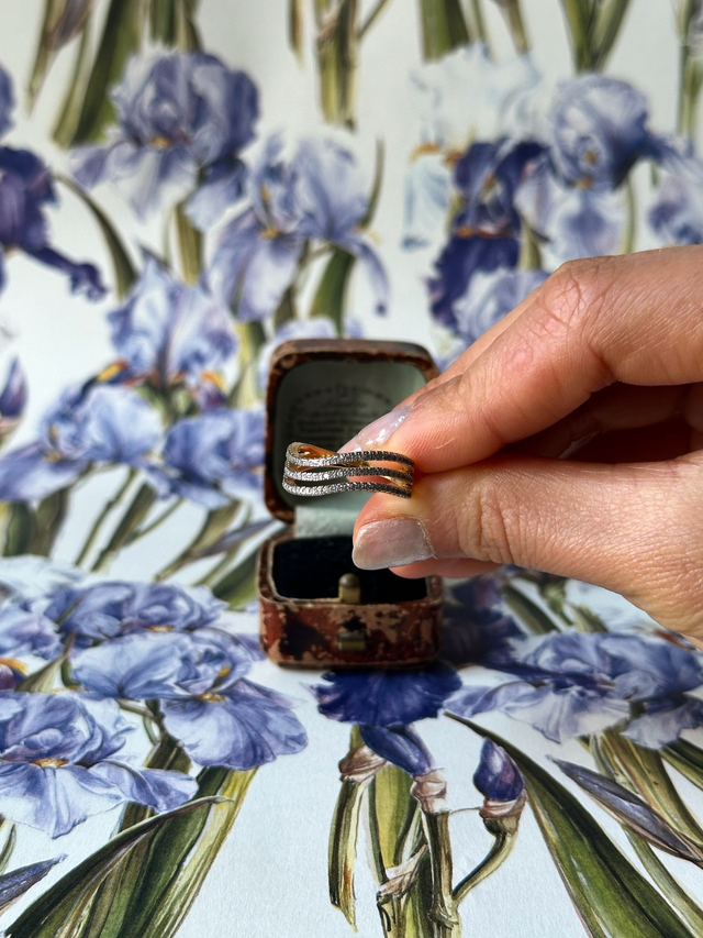 1980s diamante waves gold-plated ring