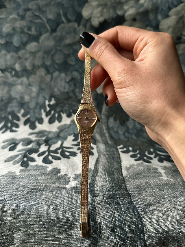 1980s Seiko shimmery bronze dial mechanical watch