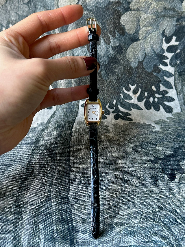 1980s Sekonda Black Croc Leather Quartz Watch