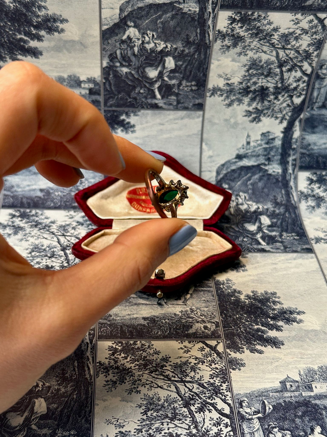 Antique Green Stone Ring