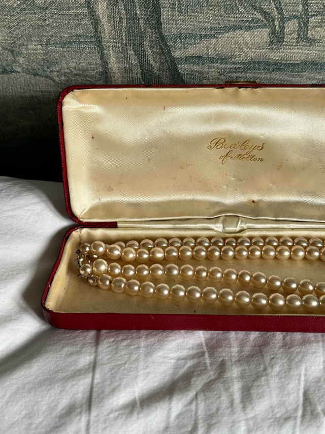 Vintage 2-strand pearl choker necklace