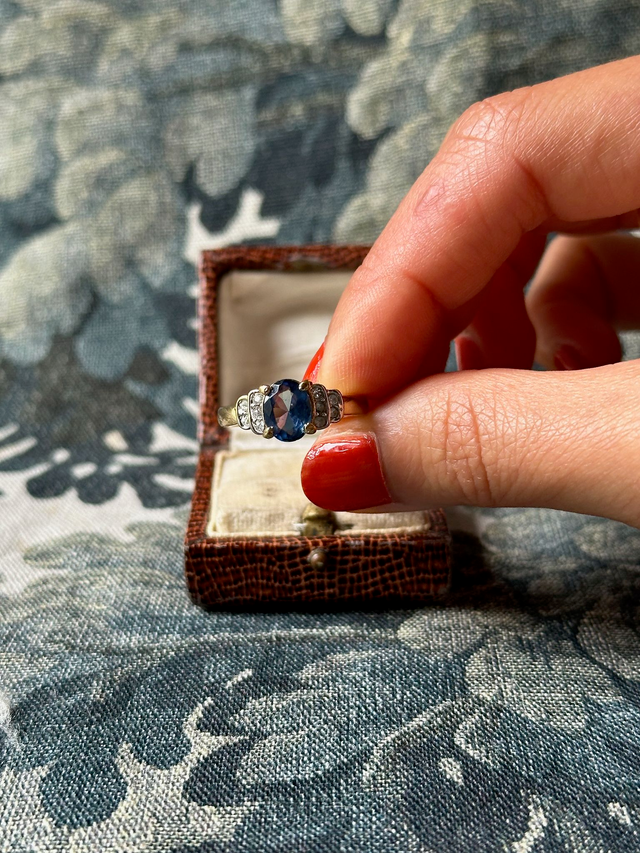 Vintage blue stone three tier ring