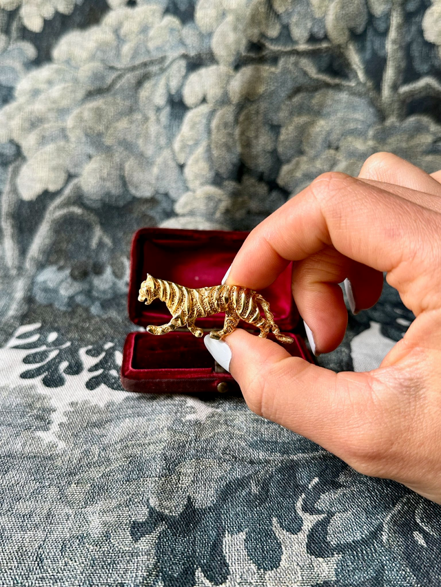 Vintage gold-plated tiger brooch